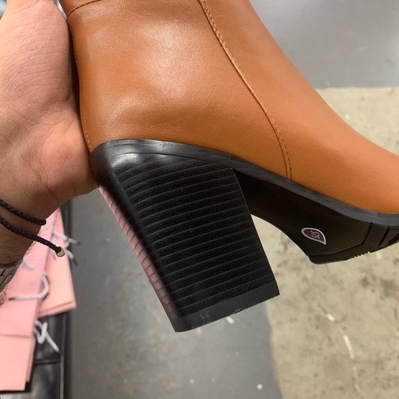 Women’s Pointed Toe Zip Block Heeled Long Boot in Camel Faux Leather - Picture 7 of 12